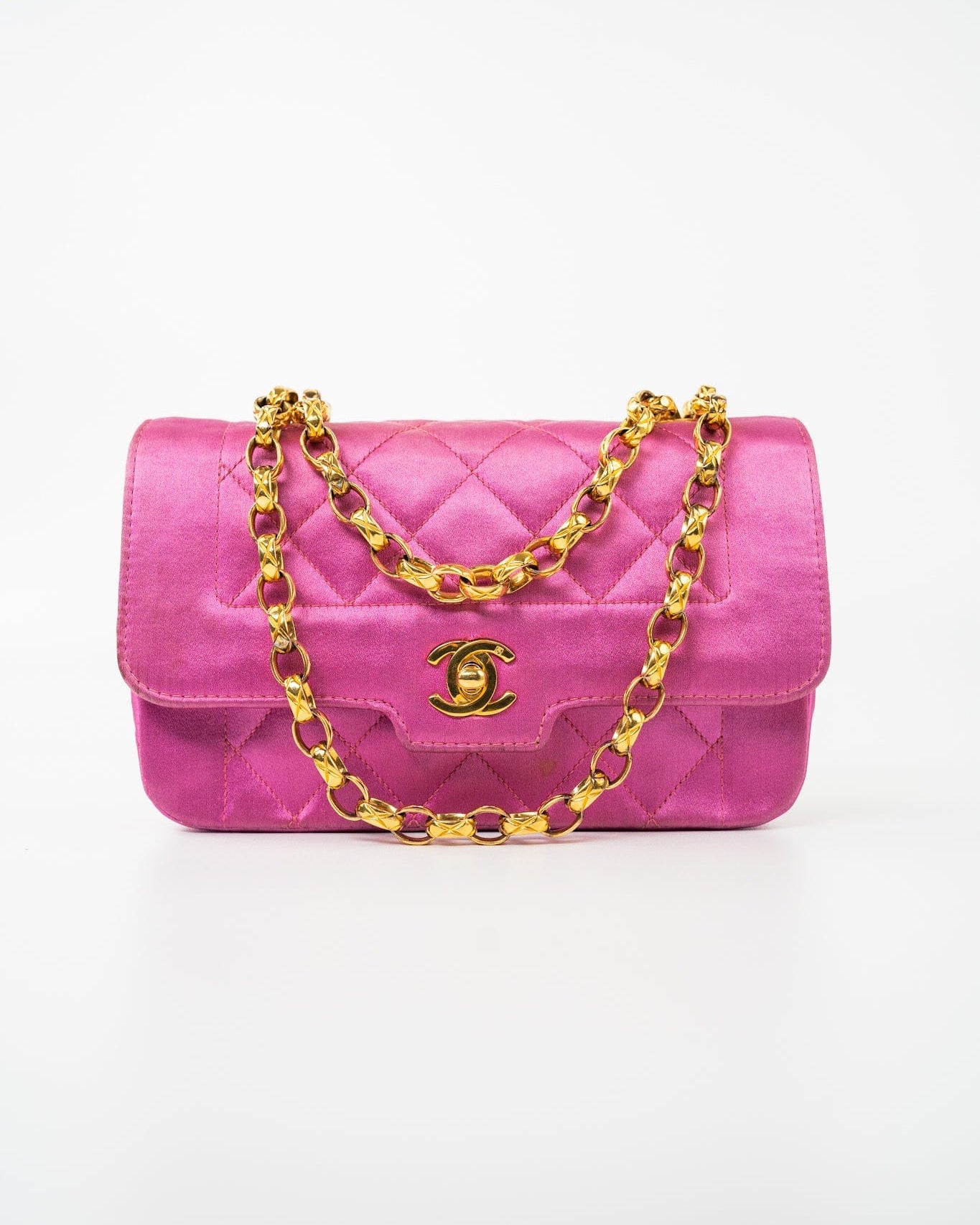 CHANEL Handbag Pink Satin Quilted Single Flap Mini Gold Hardware -Knockoff
