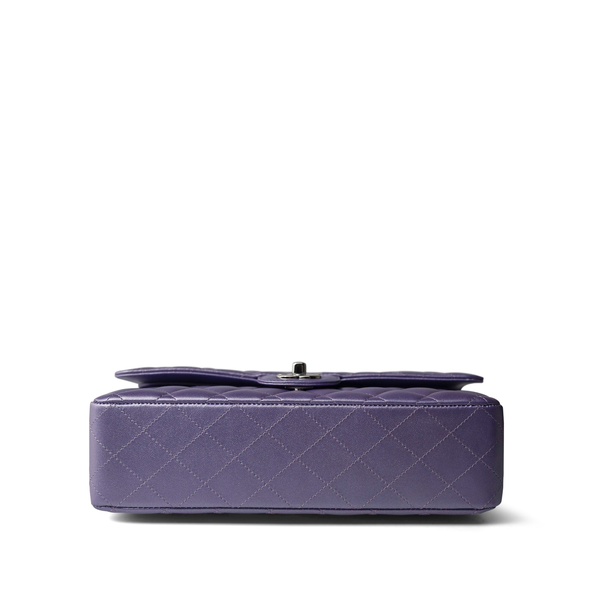 CHANEL Handbag Purple 23P Metallic Purple Lambskin Quilted Classic Flap Medium Silver Hardware -Knockoff
