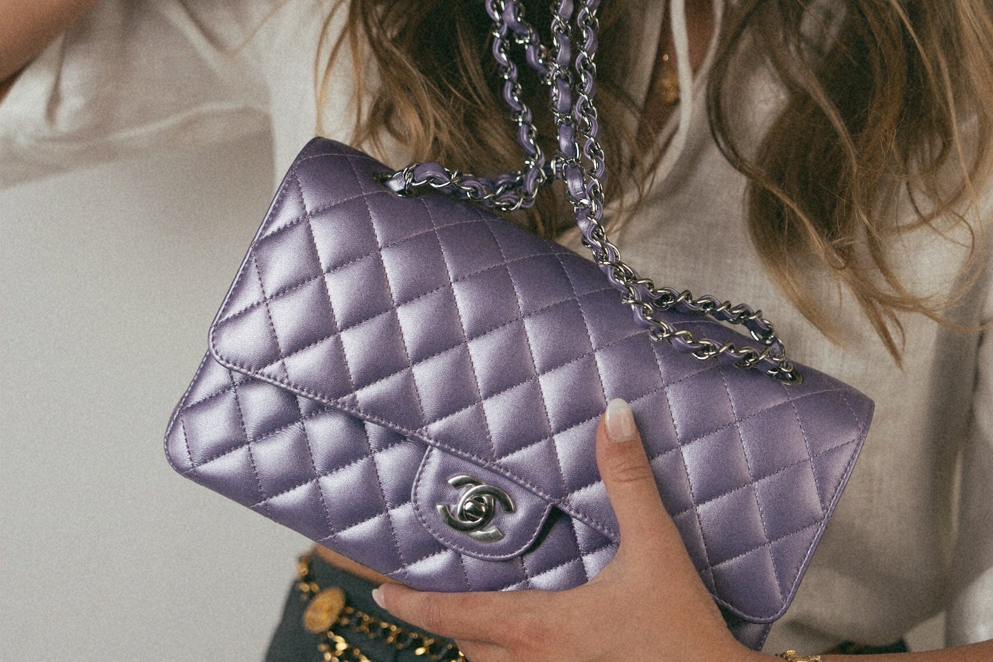 CHANEL Handbag Purple 23P Metallic Purple Lambskin Quilted Classic Flap Medium Silver Hardware -Knockoff
