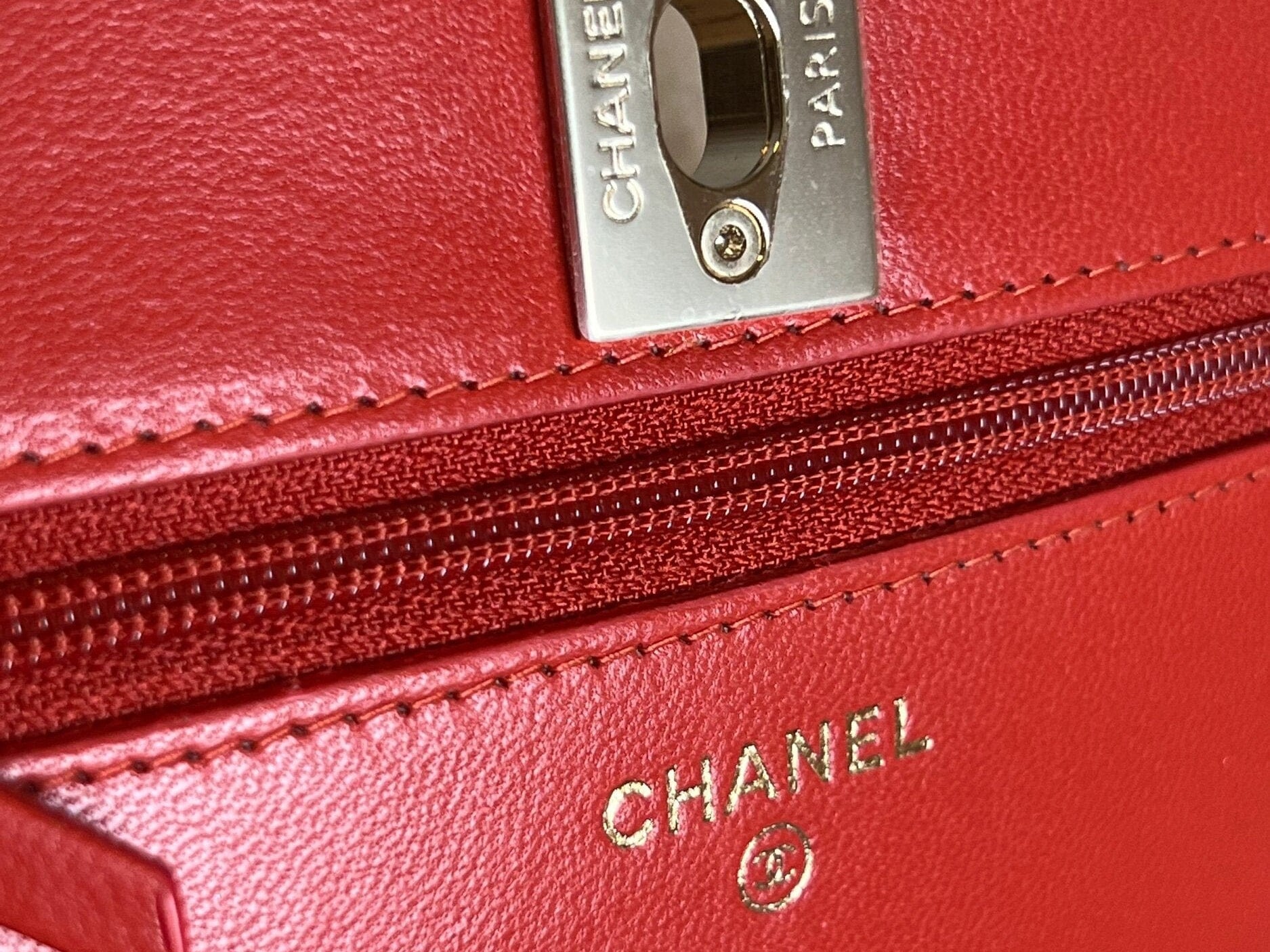 CHANEL Handbag Red Lambskin Quilted Trendy CC Wallet on Chain (WOC) -Knockoff
