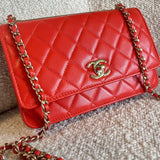 CHANEL Handbag Red Lambskin Quilted Trendy CC Wallet on Chain (WOC) -Knockoff
