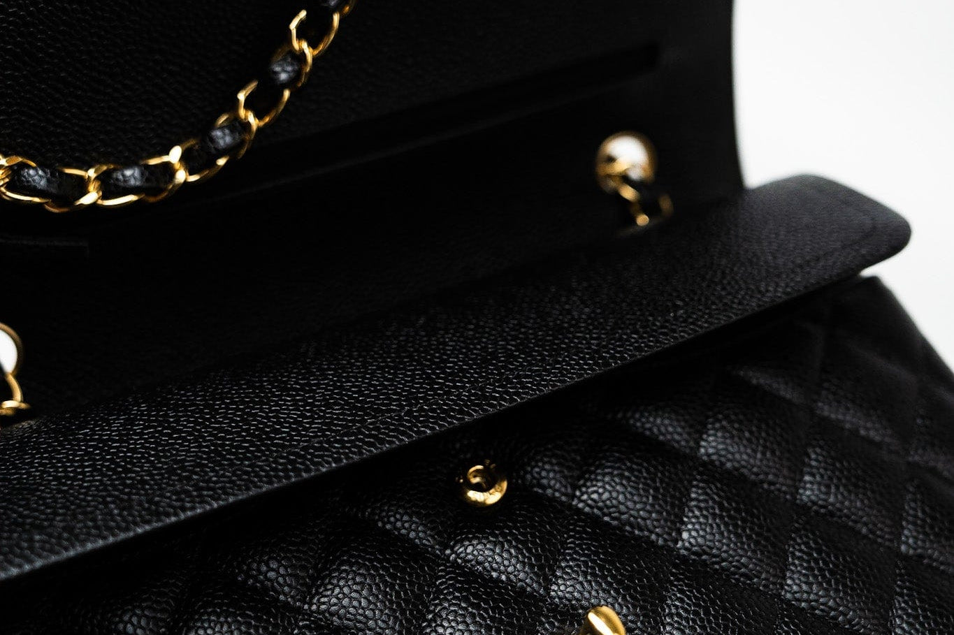 CHANEL Handbag (Rev) Medium Black Caviar Quilted Classic Flap Gold Hardware -Knockoff
