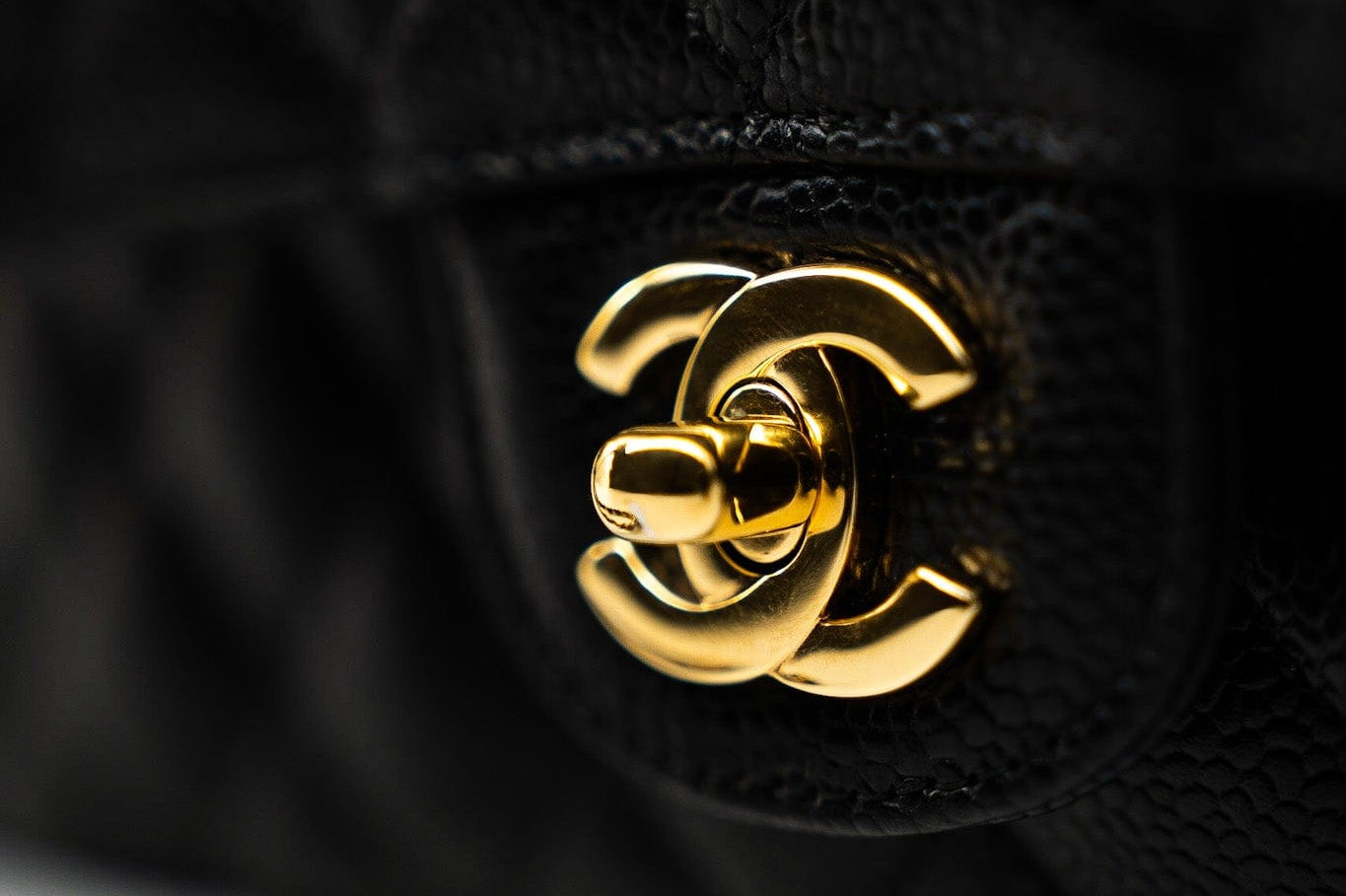 CHANEL Handbag (Rev) Medium Black Caviar Quilted Classic Flap Gold Hardware -Knockoff
