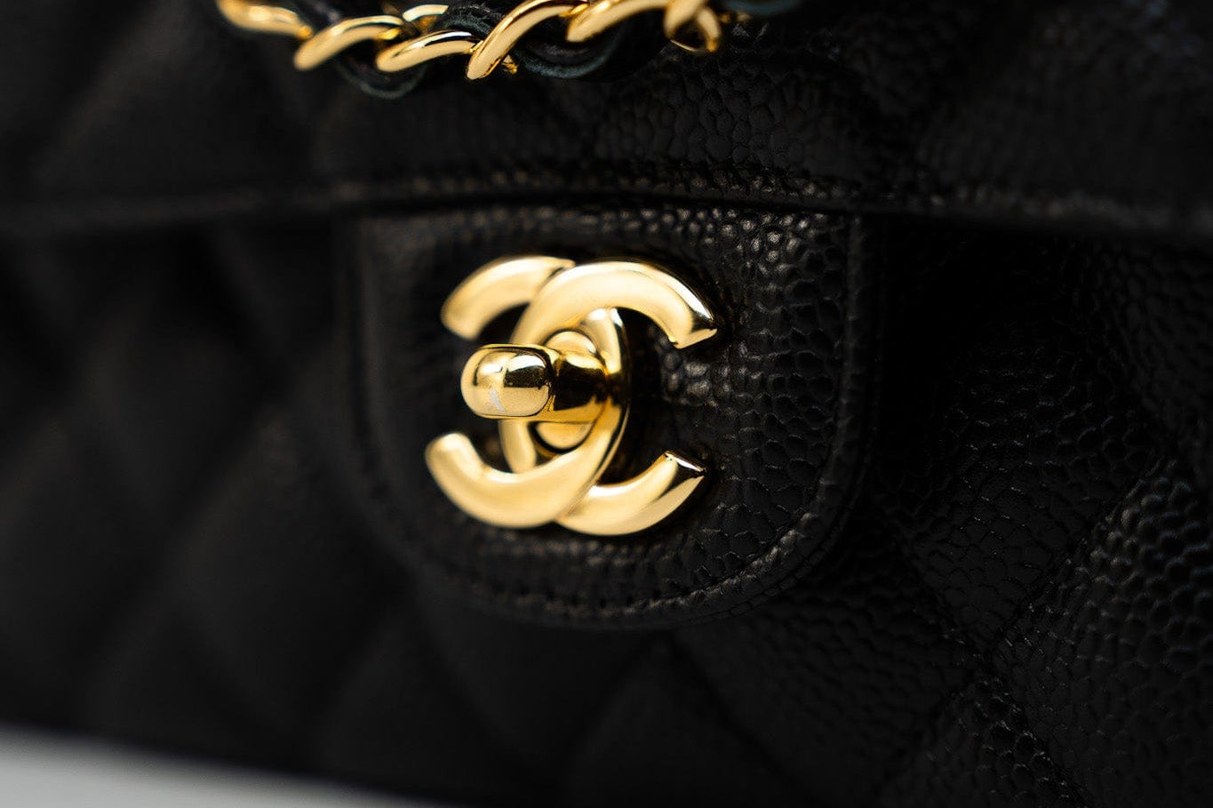 CHANEL Handbag (Rev) Medium Black Caviar Quilted Classic Flap Gold Hardware -Knockoff
