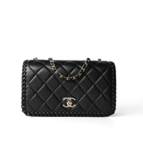 CHANEL Handbag Seasonal / Black 23A Black Lambskin Quilted Full Flap Bag Light Gols Hardware -Knockoff
