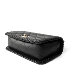 CHANEL Handbag Seasonal / Black 23A Black Lambskin Quilted Full Flap Bag Light Gols Hardware -Knockoff
