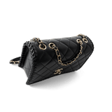 CHANEL Handbag Seasonal / Black 23A Black Lambskin Quilted Full Flap Bag Light Gols Hardware -Knockoff
