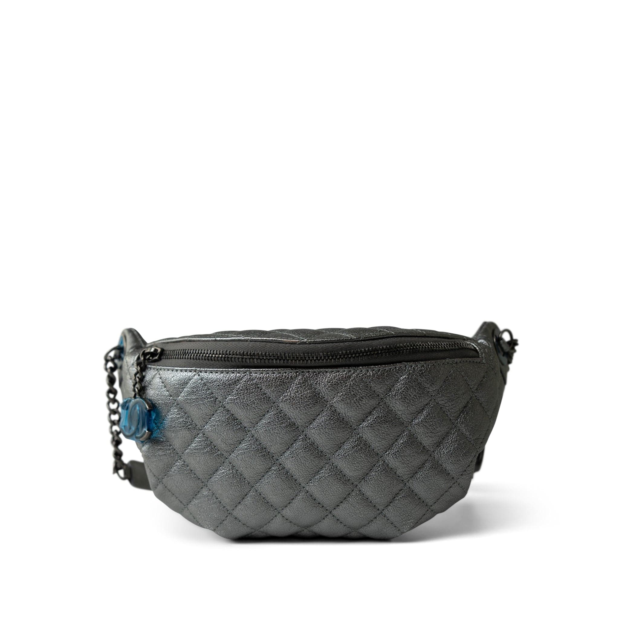 CHANEL Handbag Silver Metallic Calfskin Quilted Banane Waist Bag Ruthenium Hardware -Knockoff
