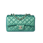 CHANEL Handbag Single flap / Green 22A Iridescent Green Lambskin Quilted Mini Rectangular Single Flap Light Gold Hardware -Knockoff
