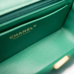 CHANEL Handbag Single flap / Green 22A Iridescent Green Lambskin Quilted Mini Rectangular Single Flap Light Gold Hardware -Knockoff
