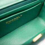 CHANEL Handbag Single flap / Green 22A Iridescent Green Lambskin Quilted Mini Rectangular Single Flap Light Gold Hardware -Knockoff
