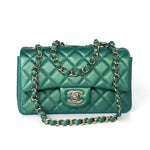 CHANEL Handbag Single flap / Green 22A Iridescent Green Lambskin Quilted Mini Rectangular Single Flap Light Gold Hardware -Knockoff
