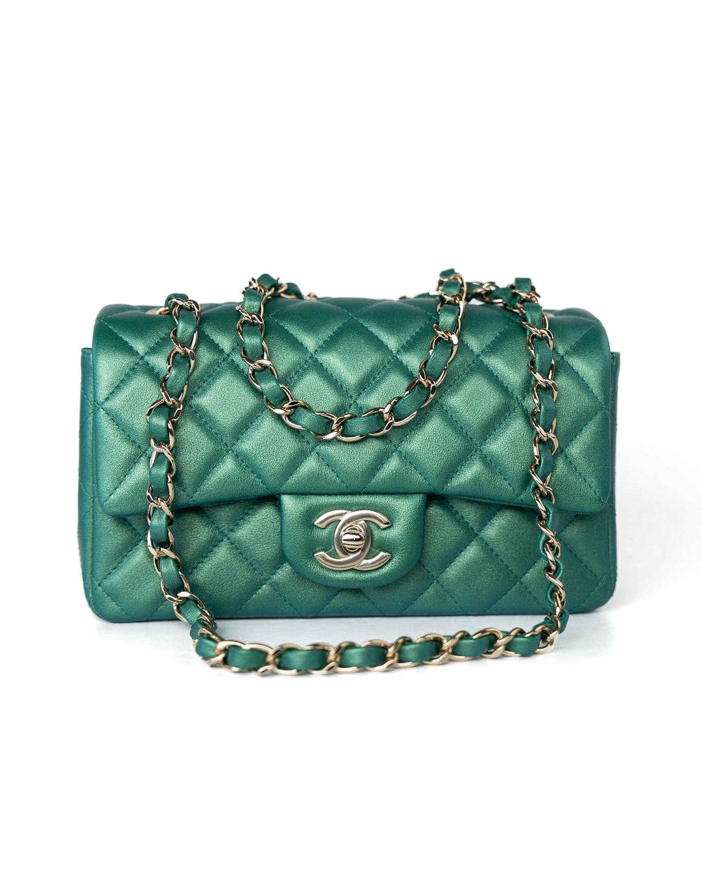 CHANEL Handbag Single flap / Green 22A Iridescent Green Lambskin Quilted Mini Rectangular Single Flap Light Gold Hardware -Knockoff
