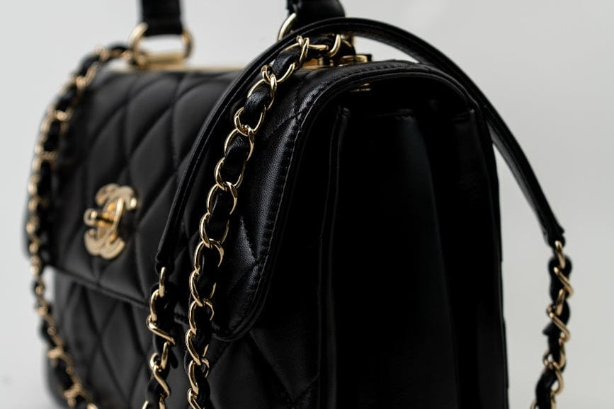 CHANEL Handbag Trendy CC Black Lambskin Black Lambskin Quilted Small Light Gold Hardware -Knockoff
