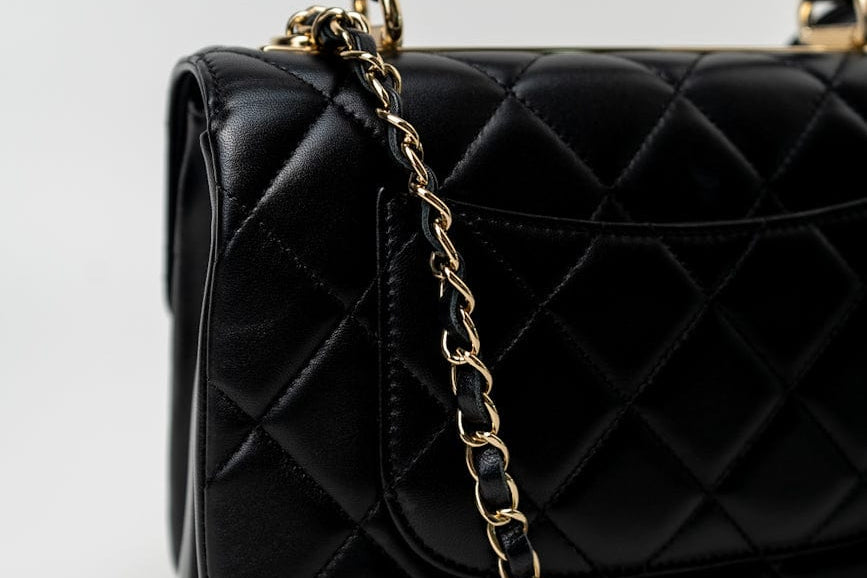 CHANEL Handbag Trendy CC Black Lambskin Black Lambskin Quilted Small Light Gold Hardware -Knockoff
