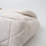 CHANEL Handbag White 21p White 19 Lambskin Quilted 19 Flap Small -Knockoff
