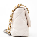 CHANEL Handbag White 21p White 19 Lambskin Quilted 19 Flap Small -Knockoff
