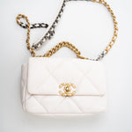 CHANEL Handbag White 21p White 19 Lambskin Quilted 19 Flap Small -Knockoff
