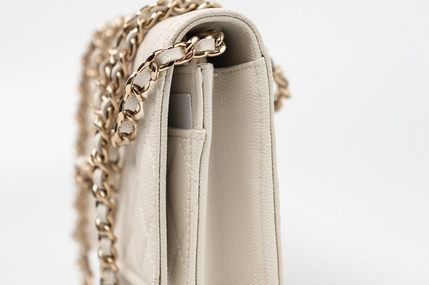 CHANEL Handbag White 22C White Caviar Quilted Wallet On Chain WOC Light Gold Hardware -Knockoff
