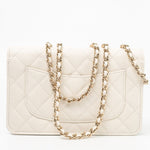 CHANEL Handbag White 22C White Caviar Quilted Wallet On Chain WOC Light Gold Hardware -Knockoff
