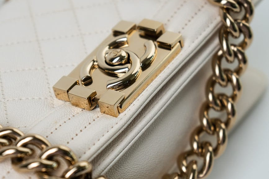 CHANEL Handbag White Caviar Quilted LeBoy Bag Small -Knockoff
