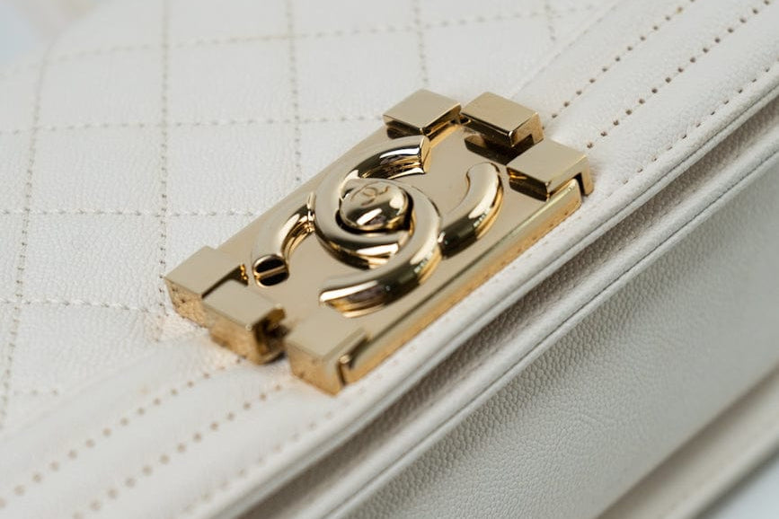 CHANEL Handbag White Caviar Quilted LeBoy Bag Small -Knockoff
