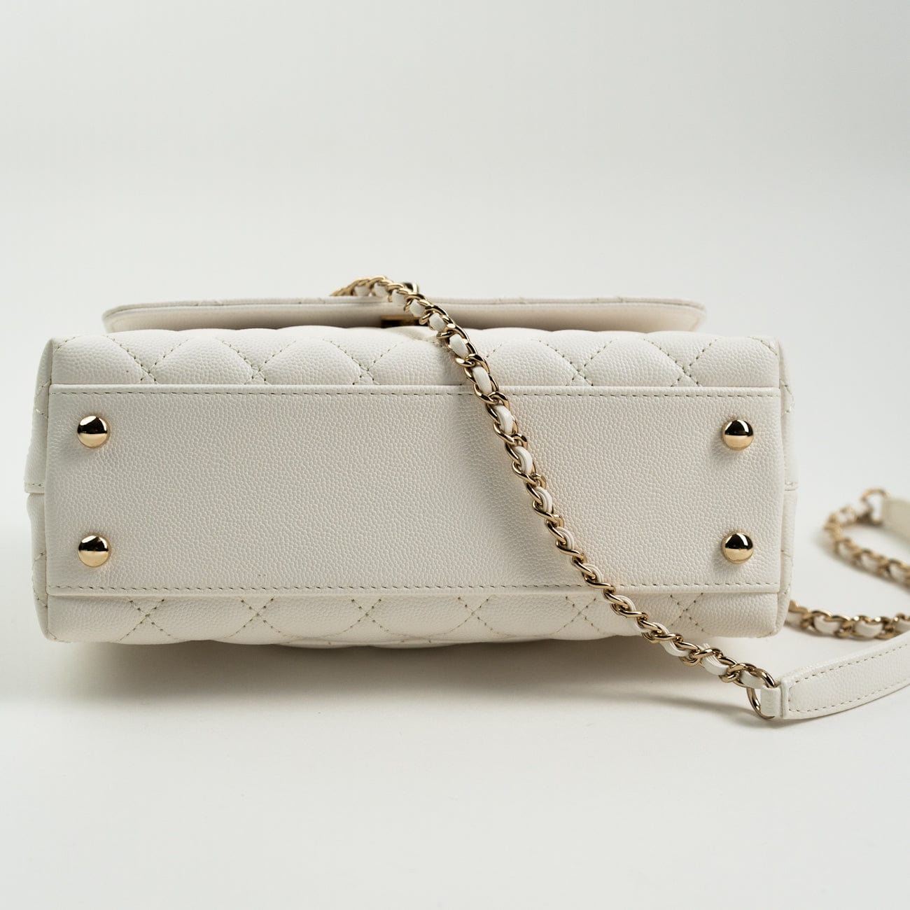 CHANEL Handbag White Caviar Quilted Small Coco Handle -Knockoff
