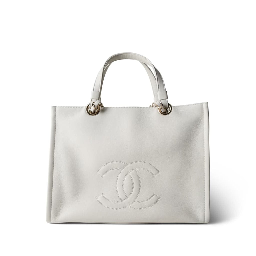 CHANEL Handbag White Chanel 22P Small White Zipped Shopping Bag -Knockoff
