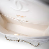 CHANEL Handbag White / classic Flap 22p White/ Ivory Caviar Quilted Classic Flap Medium Light Gold Hardware -Knockoff
