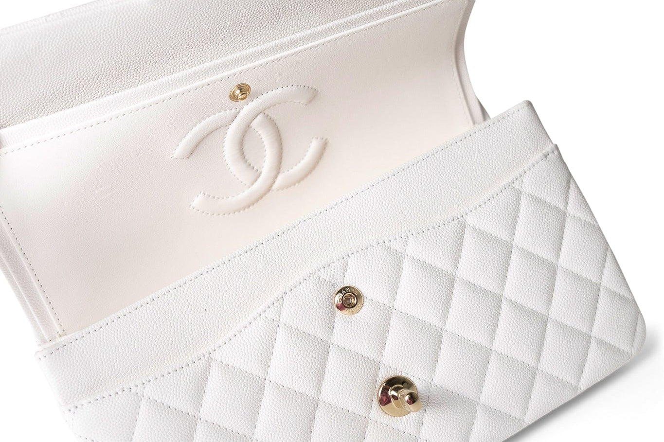 CHANEL Handbag White / classic Flap 22p White/ Ivory Caviar Quilted Classic Flap Medium Light Gold Hardware -Knockoff
