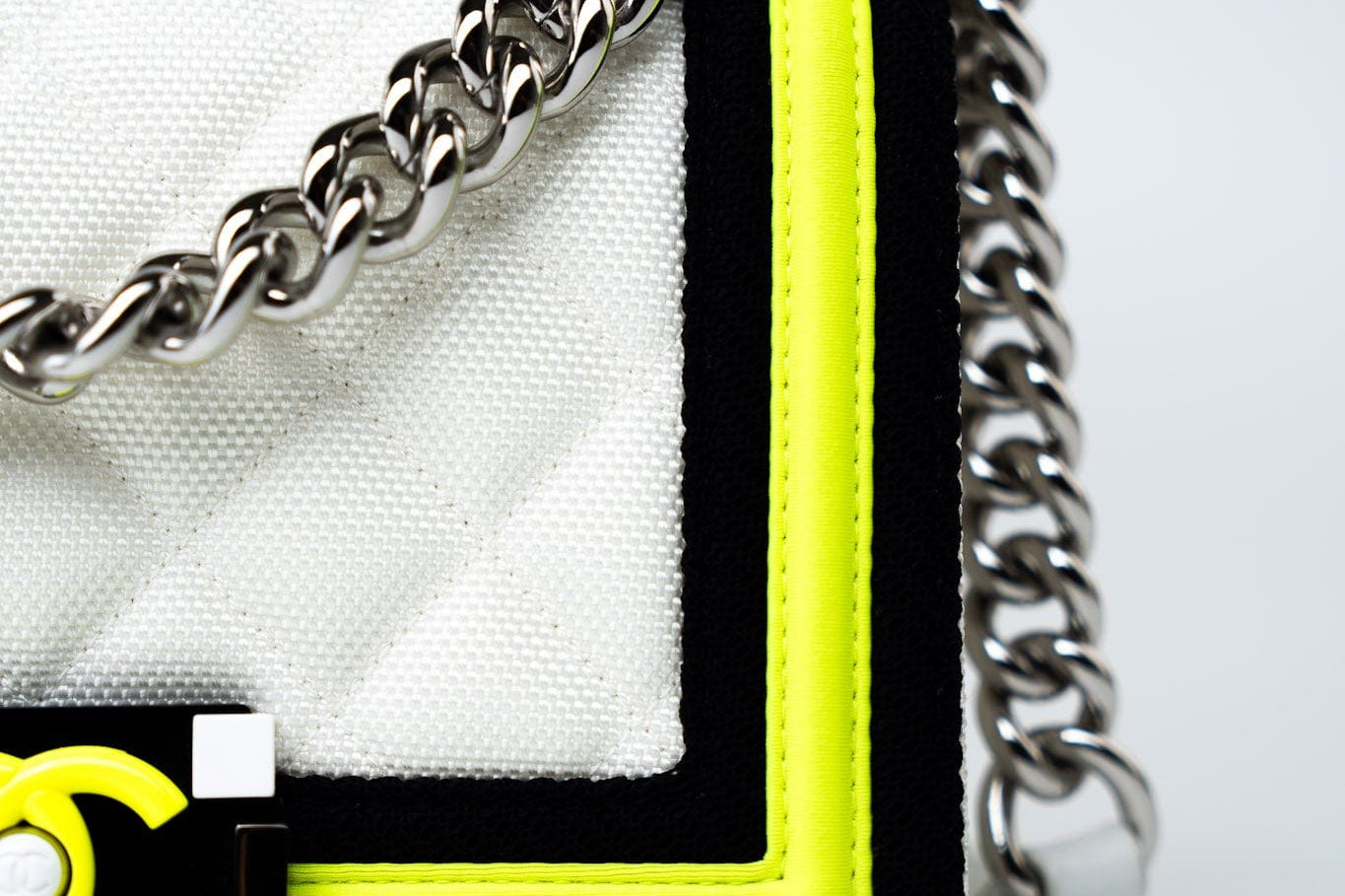 CHANEL Handbag White Small Fluo Boy Flap Nylon Quilted White Black Yellow -Knockoff
