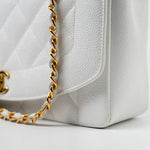 CHANEL Handbag White Vintage White Caviar Quilted Medium Diana Flap GHW -Knockoff
