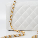 CHANEL Handbag White Vintage White Caviar Quilted Medium Diana Flap GHW -Knockoff
