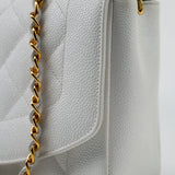 CHANEL Handbag White Vintage White Caviar Quilted Medium Diana Flap GHW -Knockoff
