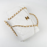 CHANEL Handbag White Vintage White Caviar Quilted Medium Diana Flap GHW -Knockoff
