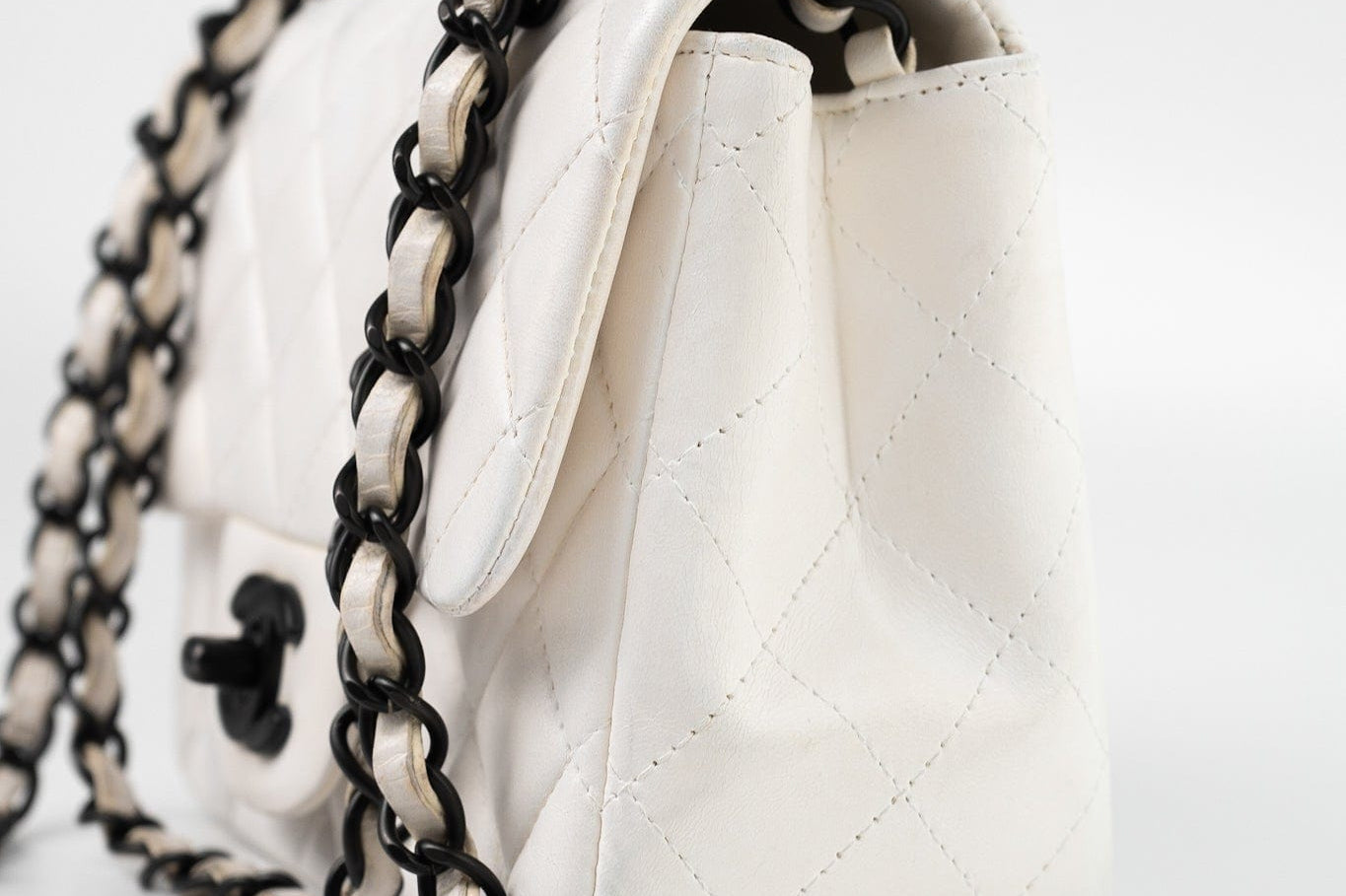 CHANEL Handbag White White Lambskin Quilted Mini Square Single Flap -Knockoff
