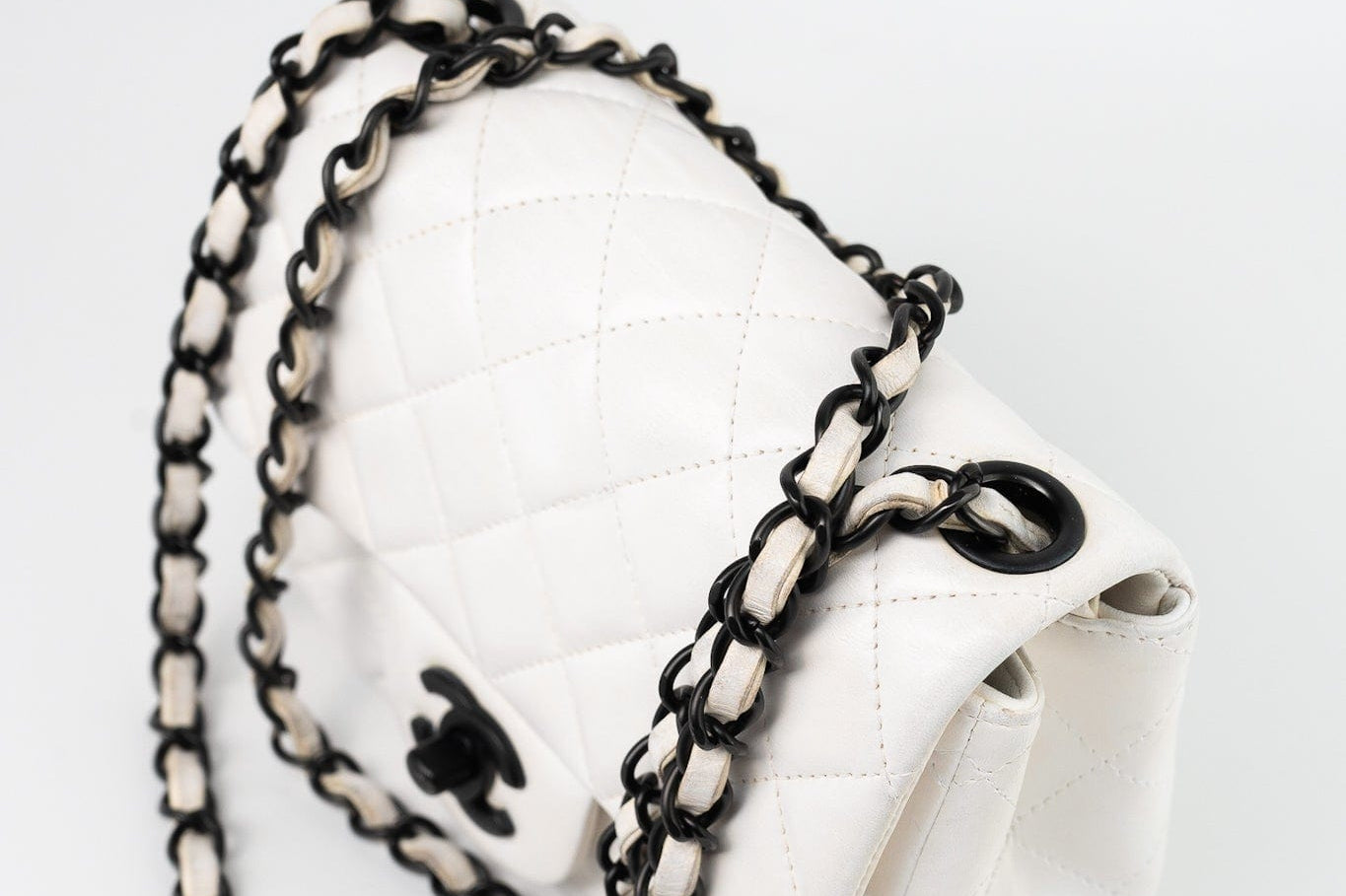 CHANEL Handbag White White Lambskin Quilted Mini Square Single Flap -Knockoff
