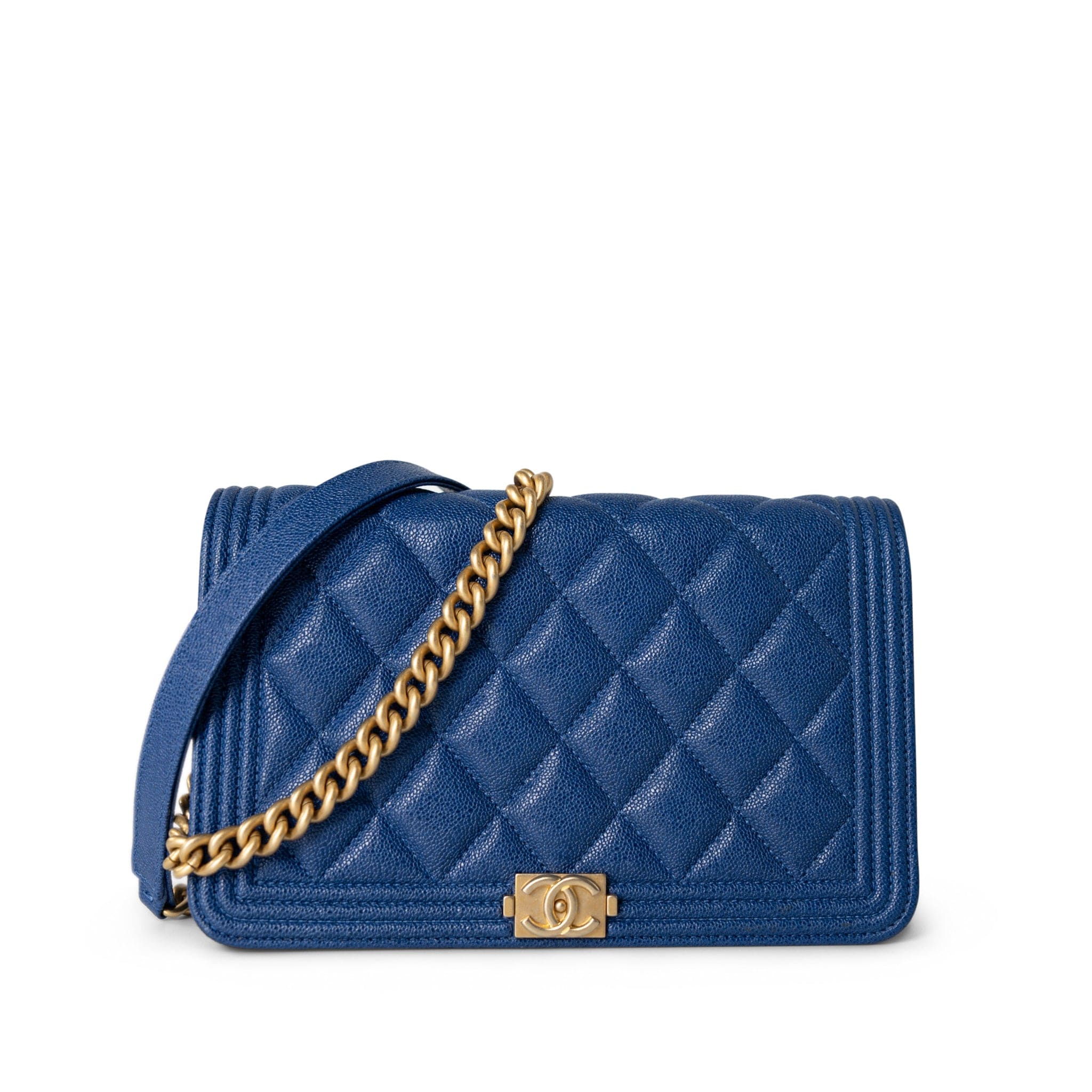 CHANEL Handbag WOC / Blue 19A Blue Caviar Quilted Boy Wallet On Chain WOC Antique Gold Hardware -Knockoff
