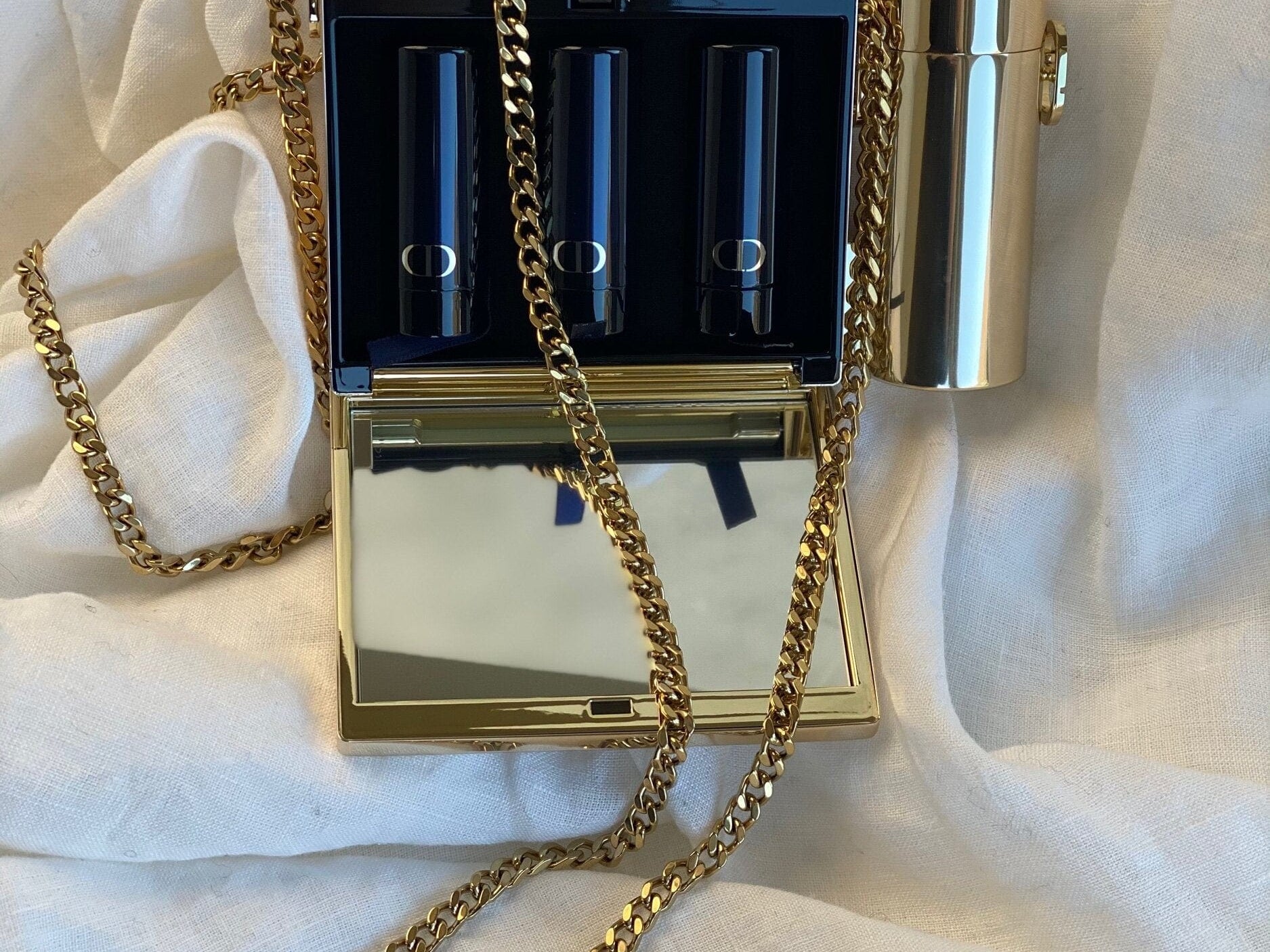 CHANEL Lipstick DIOR Rouge Dior Minaudiere  - The Atelier of Dreams Limited Edition -Knockoff
