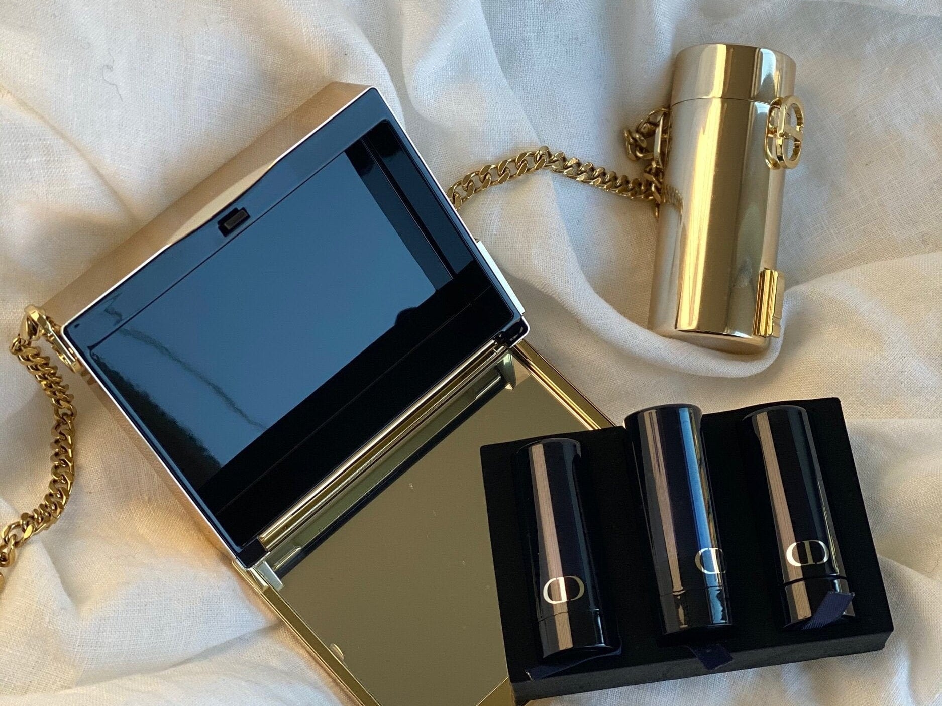 CHANEL Lipstick DIOR Rouge Dior Minaudiere  - The Atelier of Dreams Limited Edition -Knockoff
