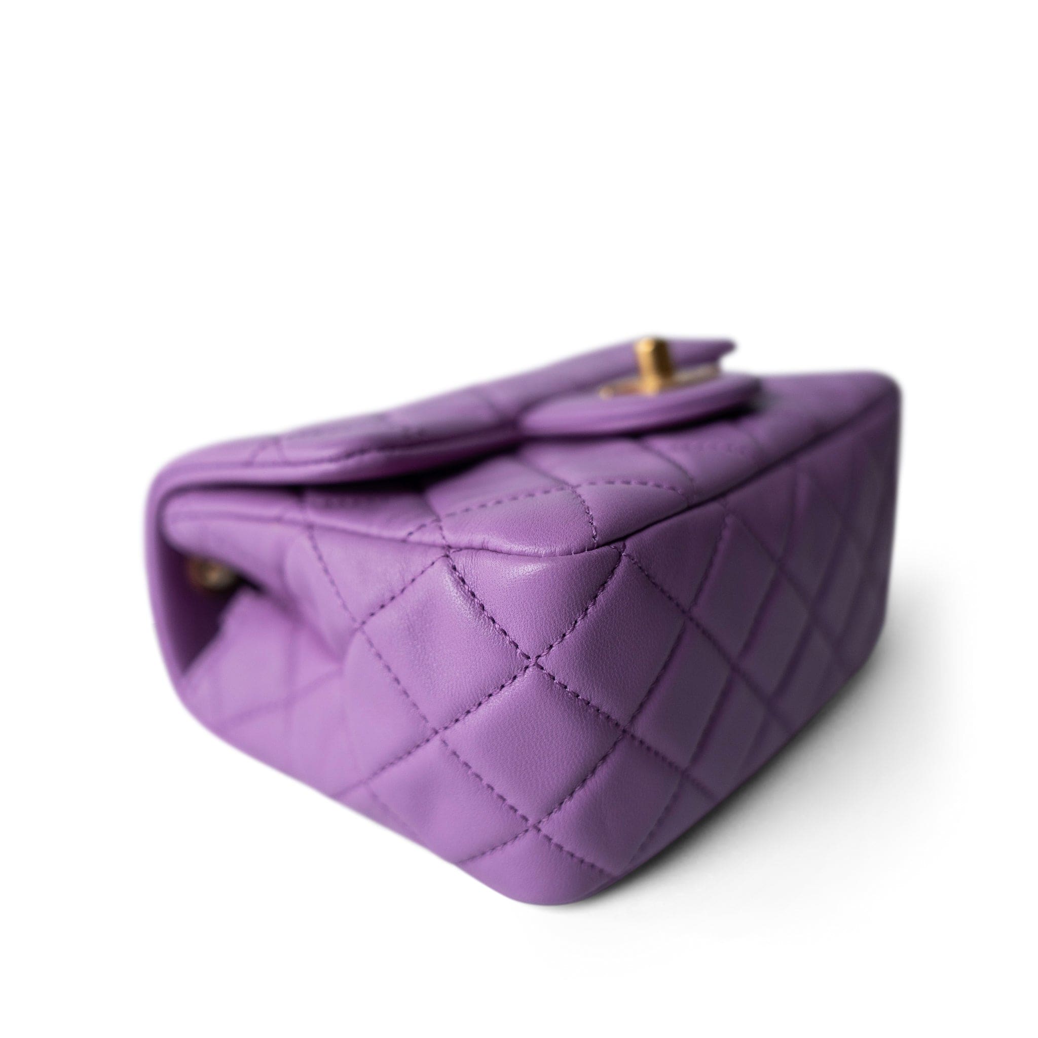 CHANEL Purple Purple Lambskin Quilted Pearl Crush Mini Square Aged Gold Hardware -Knockoff
