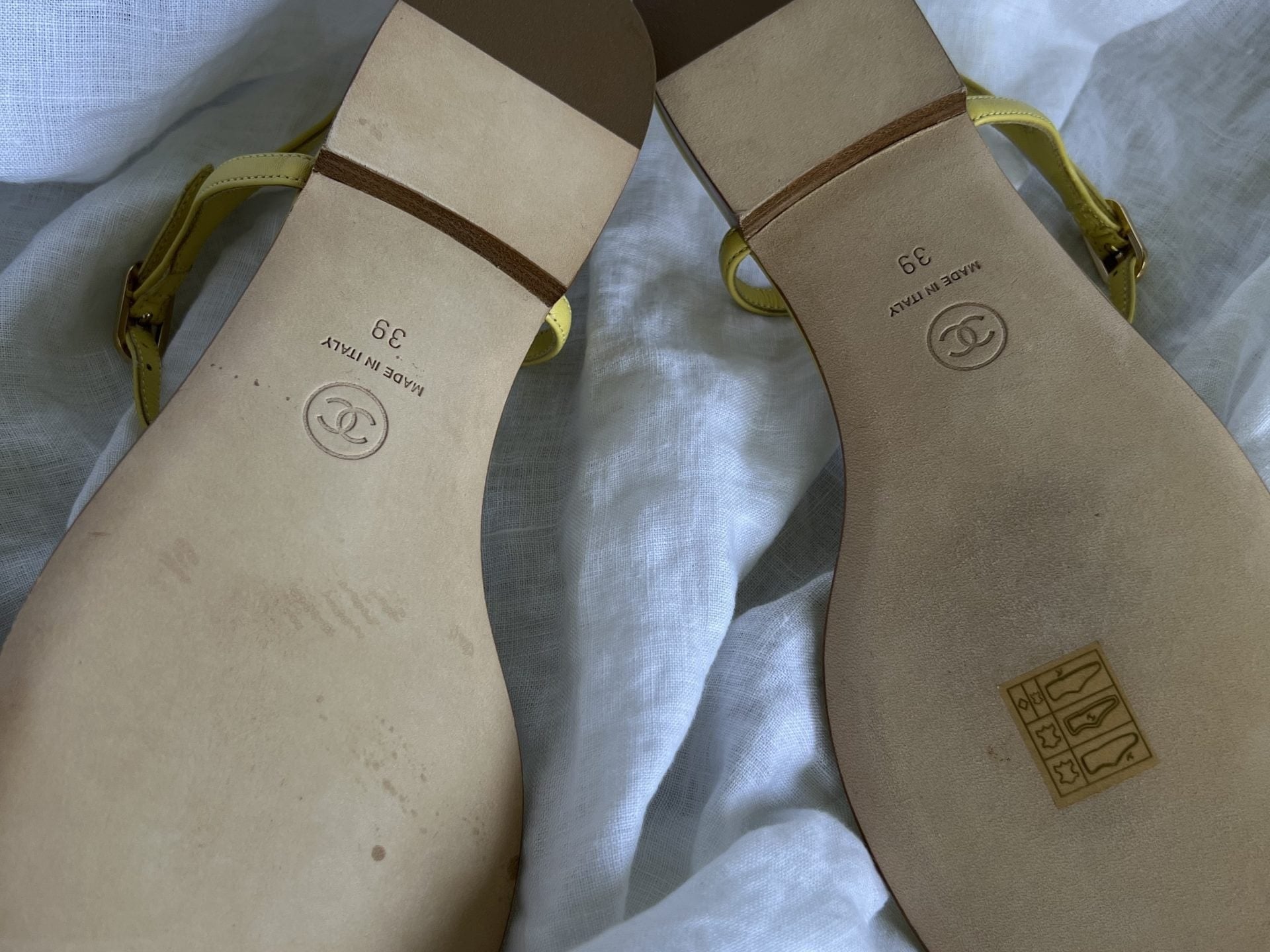 CHANEL Sandals Chanel 20S Yellow Sandals Size 39 -Knockoff
