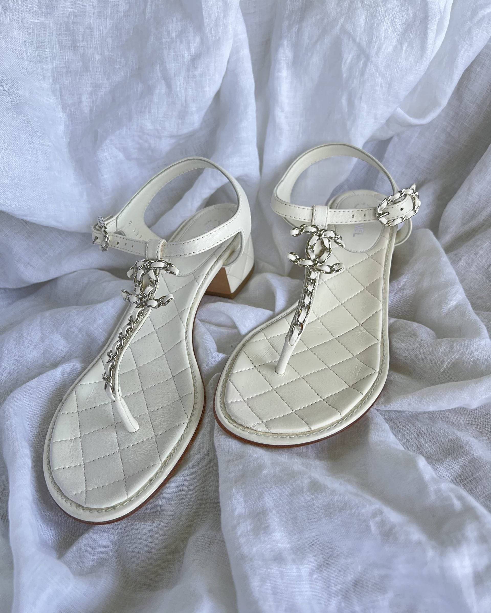 CHANEL Sandals White Chanel White Quilted Leather Sandals - 38 1/2 -Knockoff
