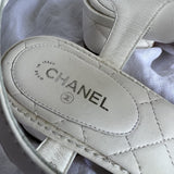 CHANEL Sandals White Chanel White Quilted Leather Sandals - 38 1/2 -Knockoff
