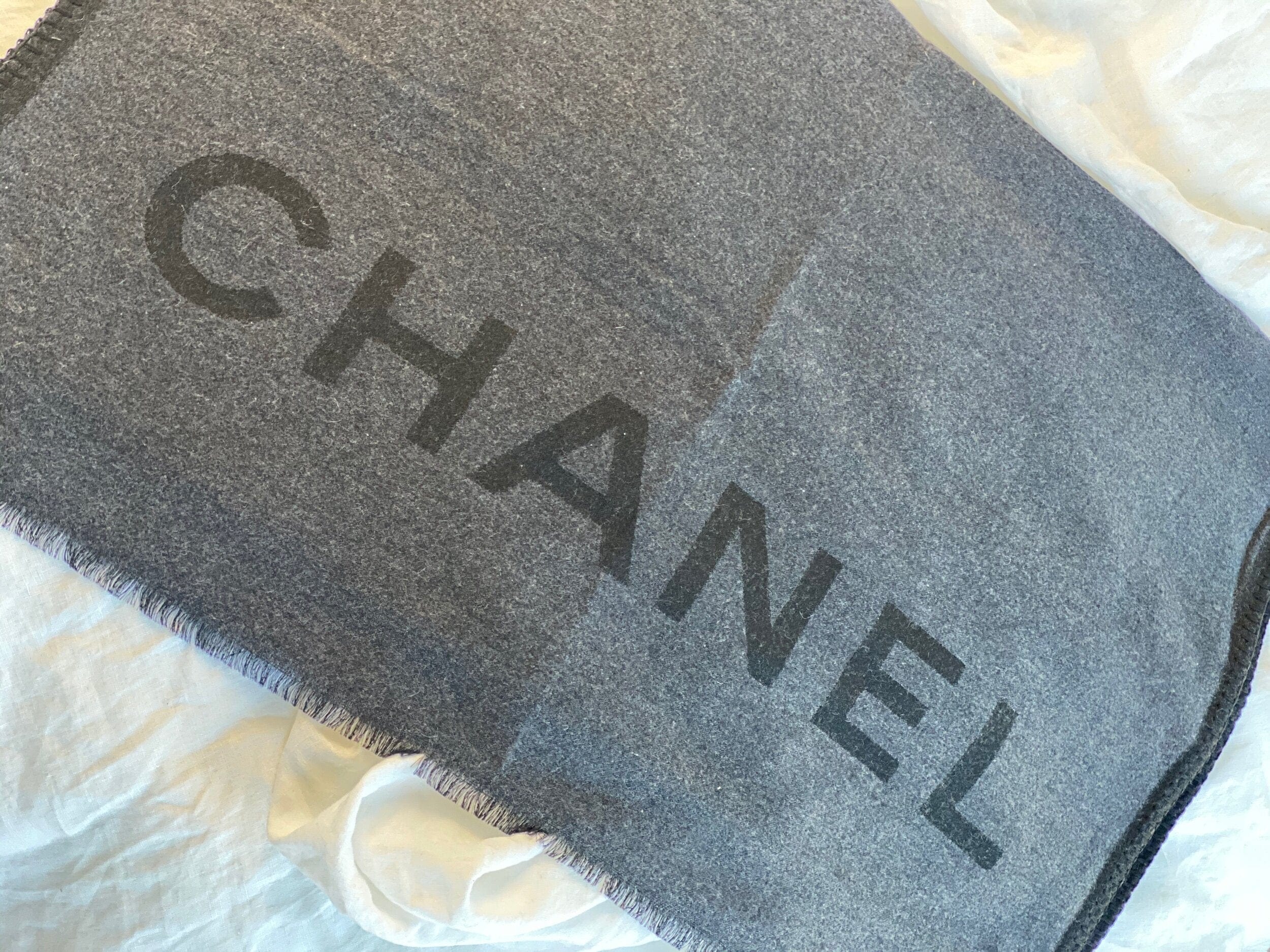 CHANEL Scarf Grey Chanel Cashmere Scarf - Grey -Knockoff
