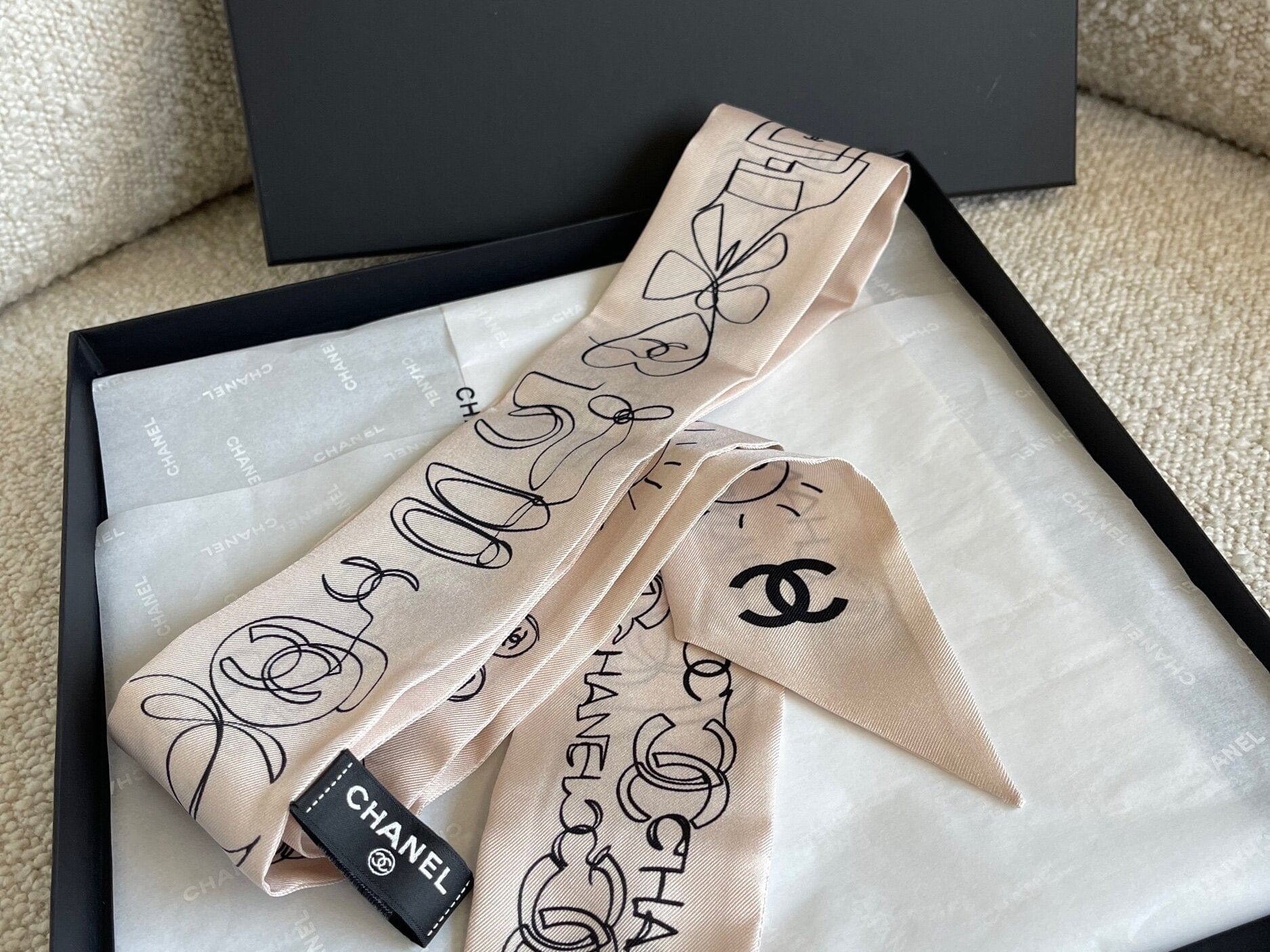 CHANEL Scarf Rose Clair Scarf Twill -Knockoff
