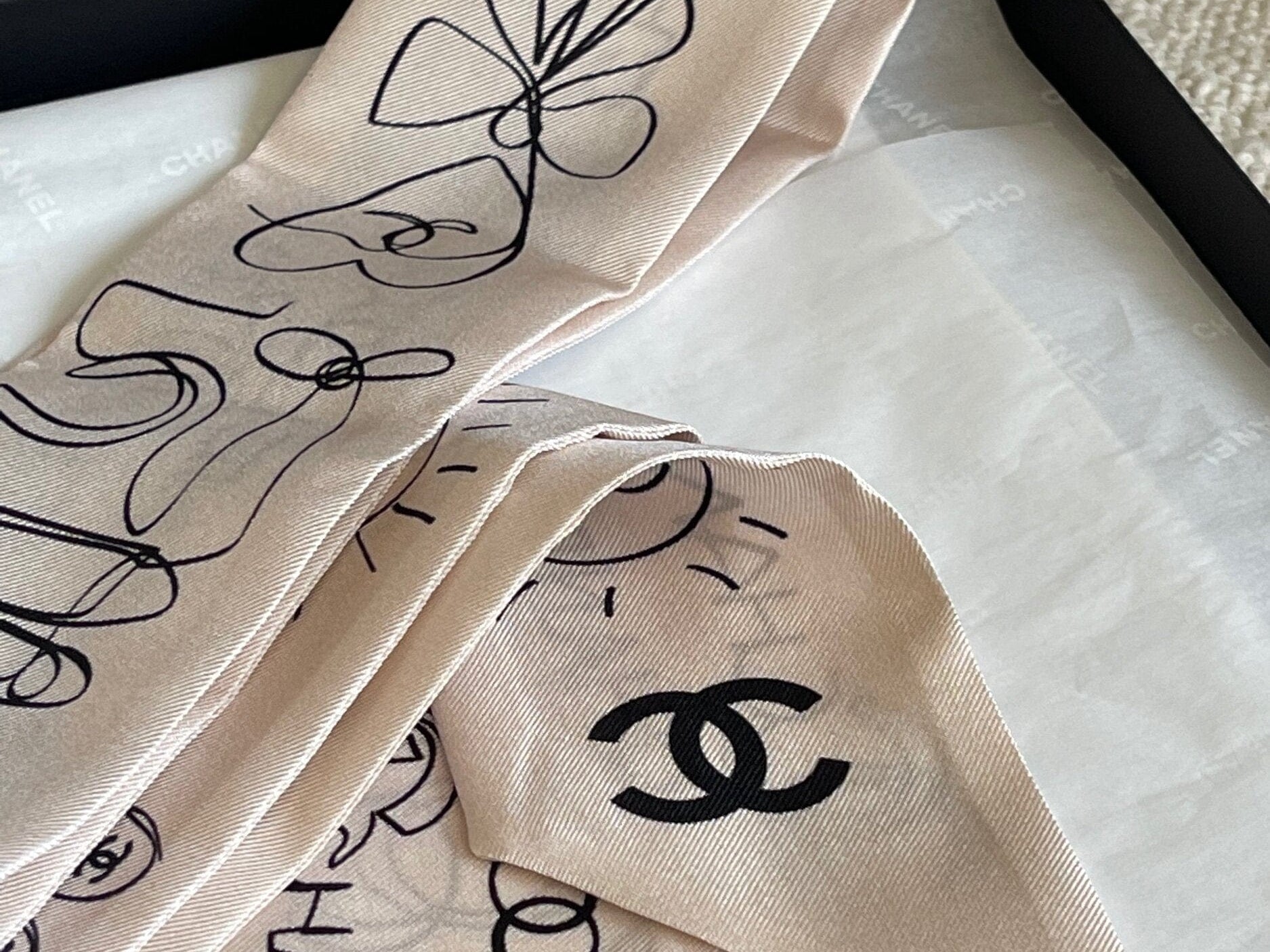 CHANEL Scarf Rose Clair Scarf Twill -Knockoff
