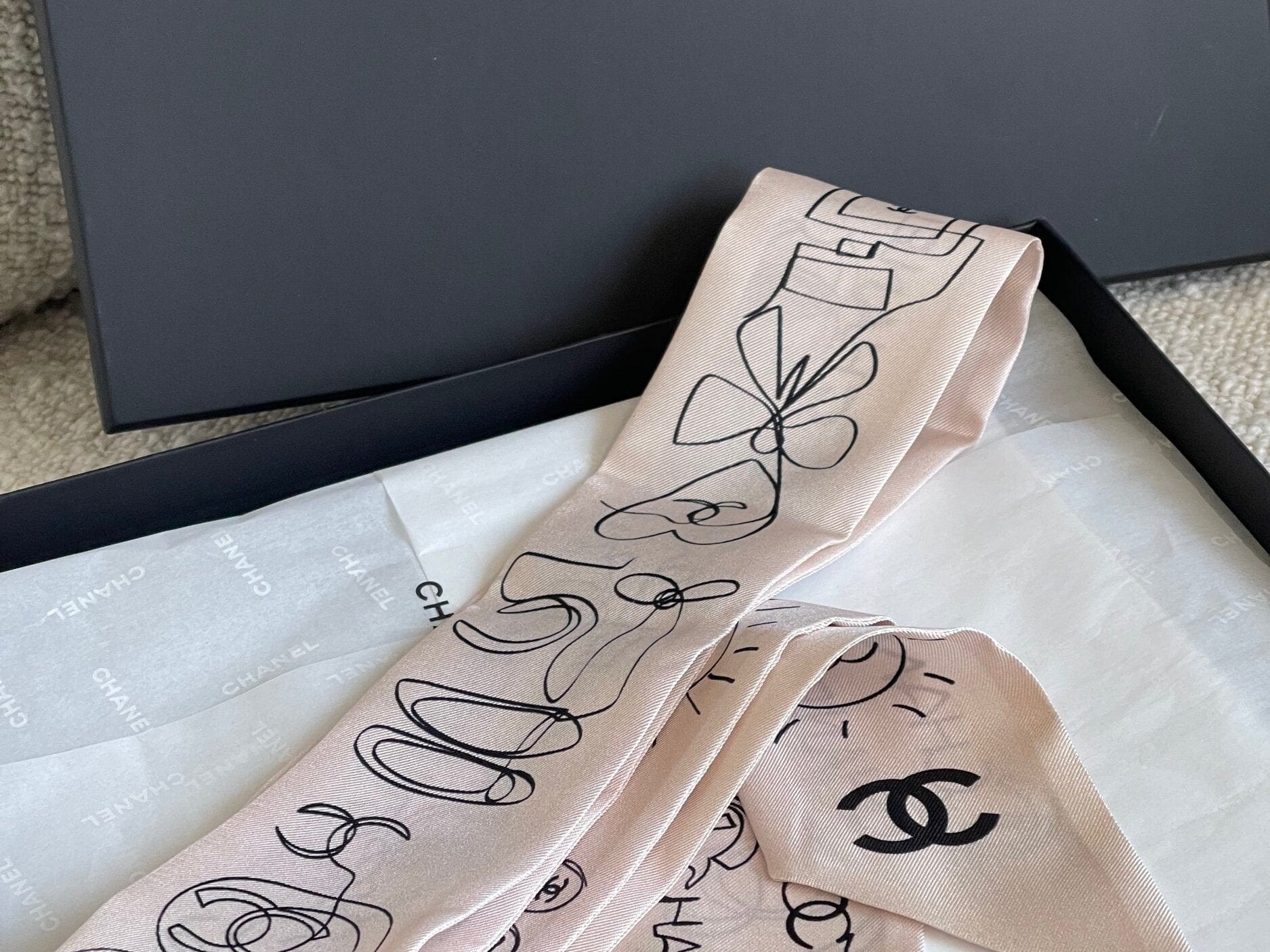 CHANEL Scarf Rose Clair Scarf Twill -Knockoff
