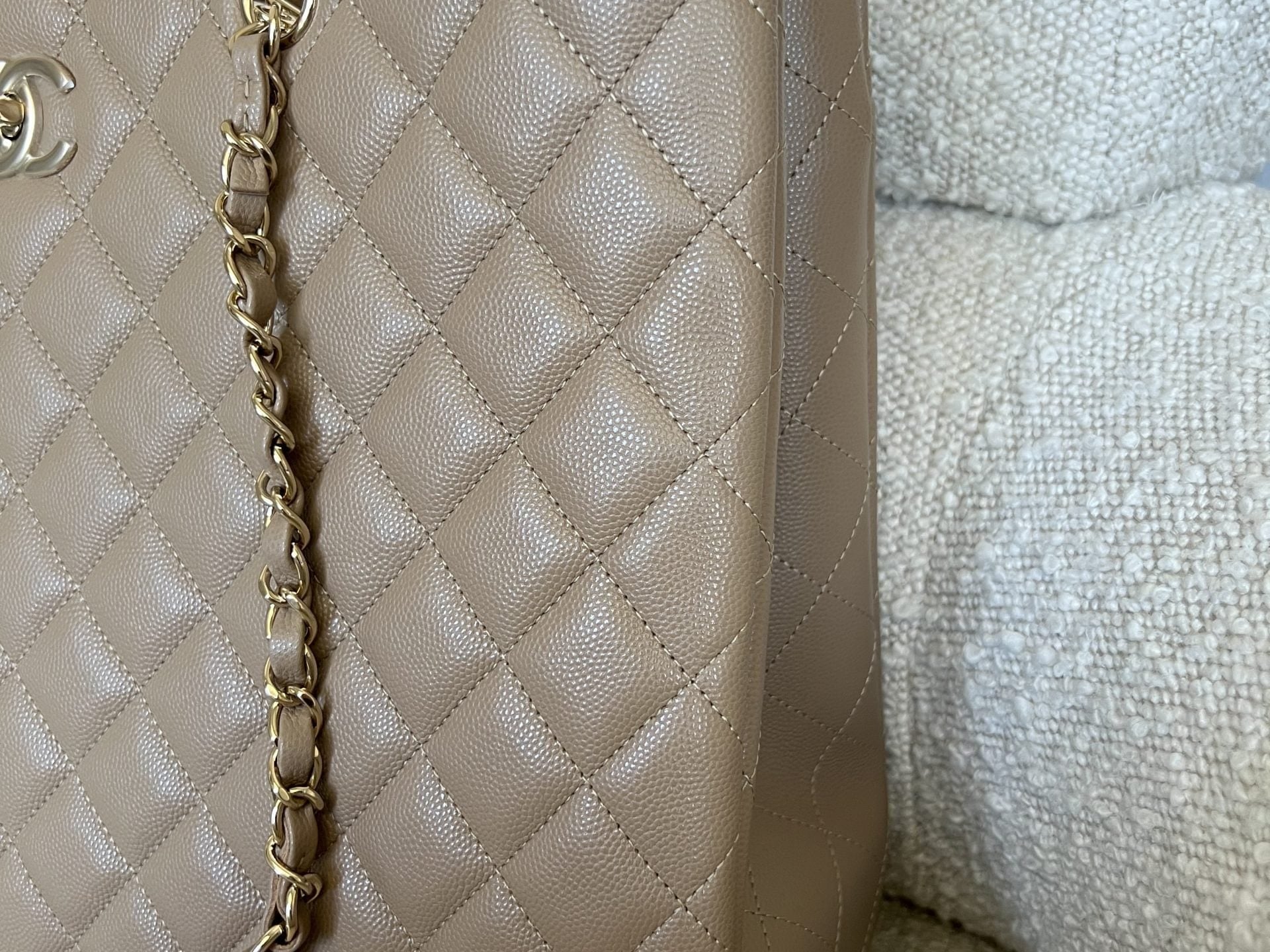 CHANEL Tote 22A Dark Beige Caviar Quilted Shopping tote Large LGHW -Knockoff
