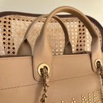 CHANEL Tote CHANEL LIGHT BEIGE MEDIUM DEAUVILLE SHOPPING TOTE STUDDED AGED HARDWARE -Knockoff
